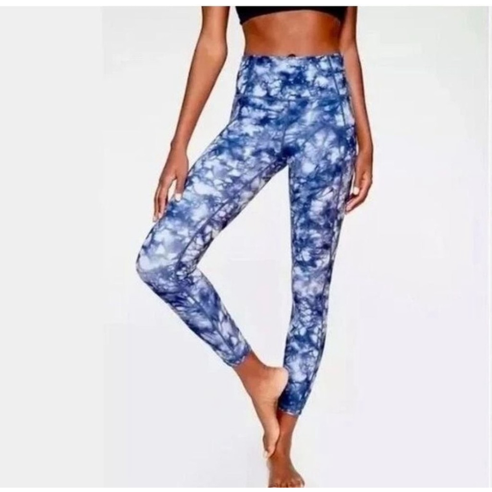 Athleta Tie Dye Salutation Stash Pocket Capri Leggings